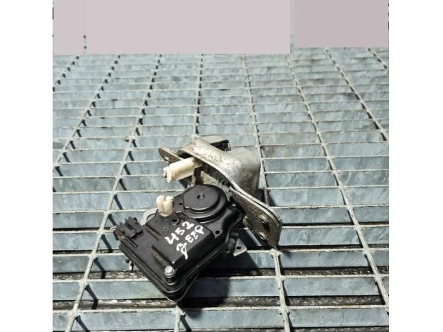 bontott JEEP PATRIOT Csomagtérajtó Zárszerkezet