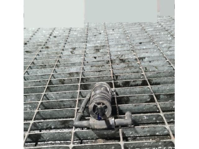 bontott JEEP PATRIOT Első Ablakmosó Szivattyú