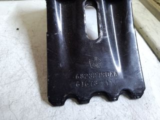 bontott JEEP PATRIOT Emelő