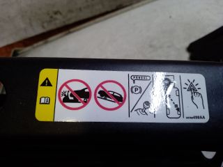 bontott JEEP PATRIOT Emelő