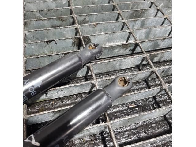 bontott JEEP PATRIOT Gázrugós Kitámasztó Teleszkóp Csomagtérajtó (Pozíciófüggetlen)