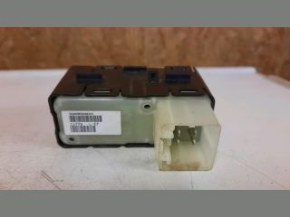 bontott JEEP PATRIOT Jobb első Ablakemelő Kapcsoló