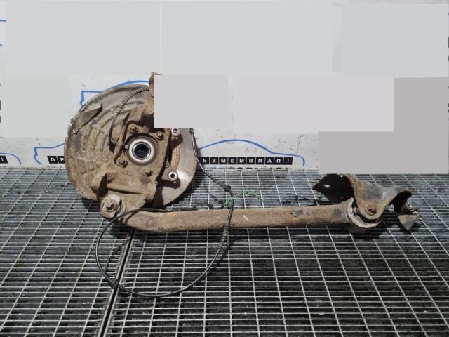 bontott JEEP RENEGADE Bal hátsó Csonkállvány