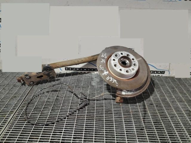 bontott JEEP RENEGADE Jobb hátsó Csonkállvány