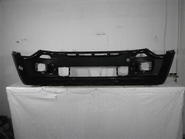 bontott JEEP RENEGADE Első Lökhárító (Részeivel)