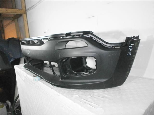 bontott JEEP RENEGADE Első Lökhárító (Részeivel)