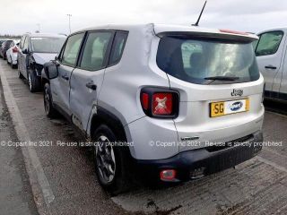 bontott JEEP RENEGADE Jobb C Oszlop Oldalablak Üveg