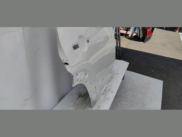 bontott JEEP RENEGADE Jobb hátsó Ajtó (Üres lemez)