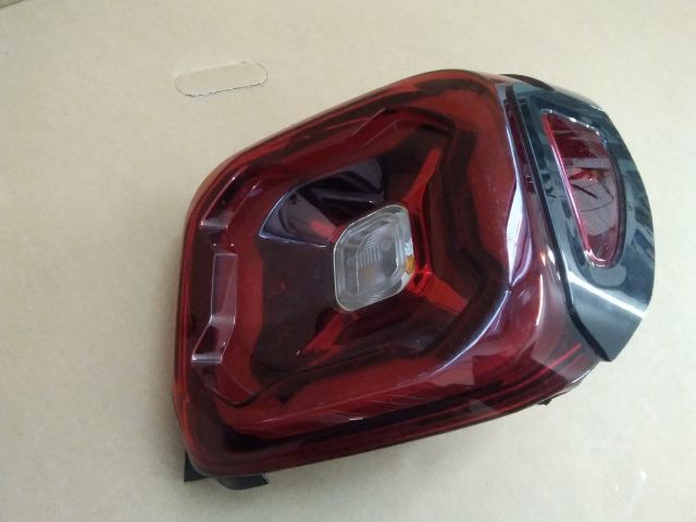 bontott JEEP RENEGADE Jobb Hátsó Lámpa