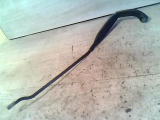 bontott   Jobb első Ablaktörlő Kar