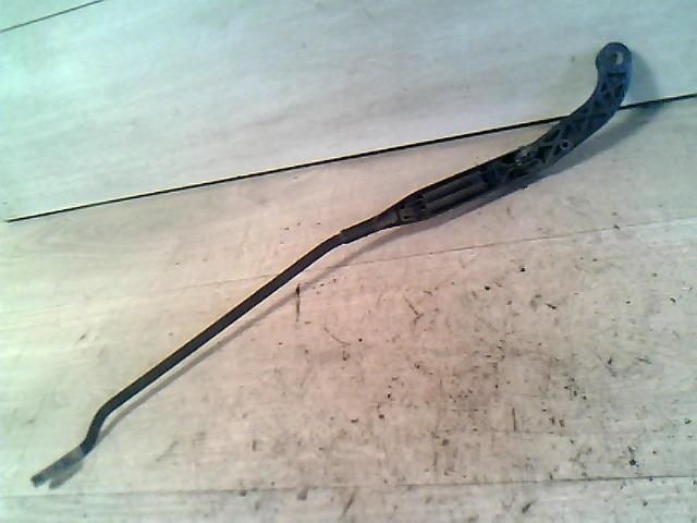 bontott   Jobb első Ablaktörlő Kar