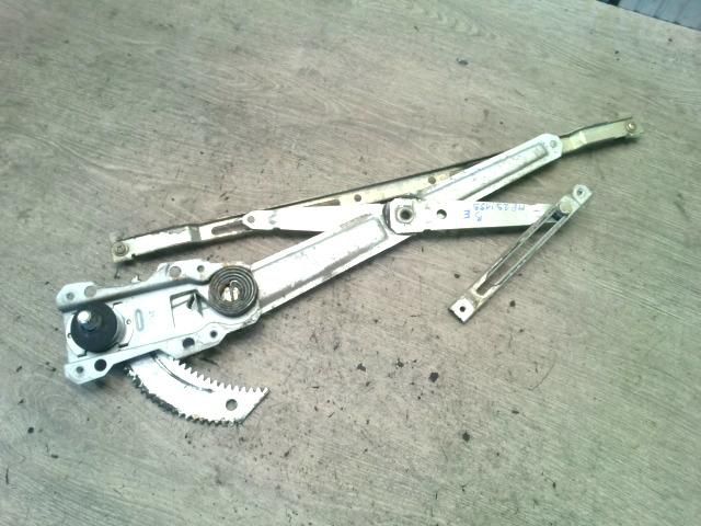 bontott KIA BESTA Bal első Ablakemelő Szerkezet (Mechanikus)