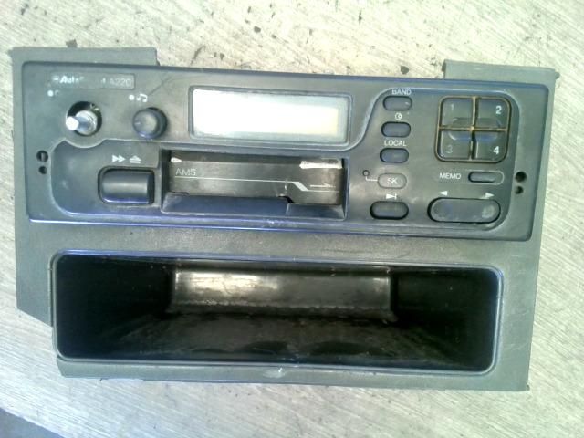 bontott KIA BESTA Rádió / CD