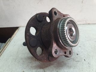 bontott KIA CARENS Bal hátsó Kerékagy