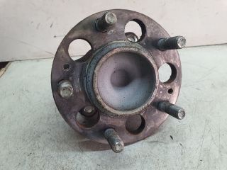 bontott KIA CARENS Bal hátsó Kerékagy