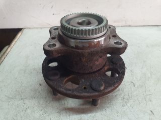 bontott KIA CARENS Bal hátsó Kerékagy