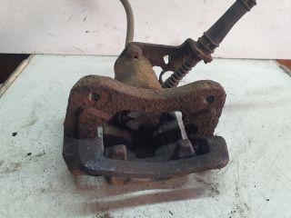 bontott KIA CARENS Jobb hátsó Féknyereg Munkahengerrel