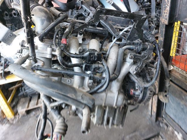 bontott KIA CARENS Komplett Motor (Segédberendezésekkel)