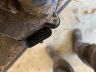 bontott KIA CARENS Alapjárati Motor