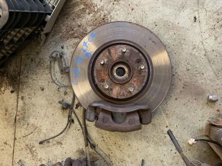 bontott KIA CARENS Bal első Csonkállvány Kerékaggyal