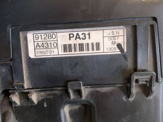 bontott KIA CARENS Biztosítéktábla Motortér