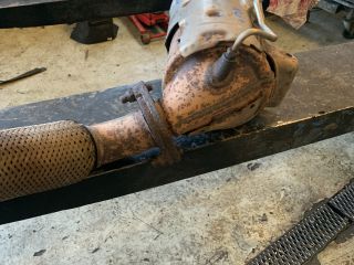 bontott KIA CARENS Katalizátor