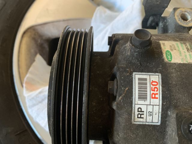 bontott KIA CARENS Klímakompresszor