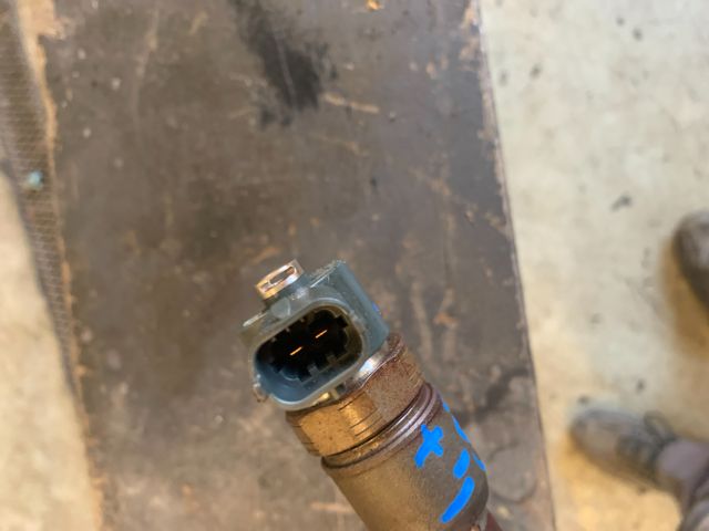 bontott KIA CARENS Porlasztó (1 db)