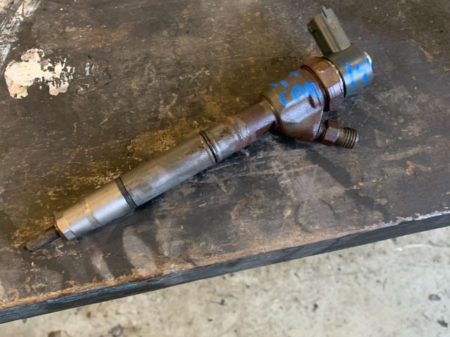 bontott KIA CARENS Porlasztó (1 db)