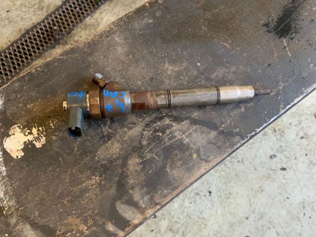 bontott KIA CARENS Porlasztó (1 db)