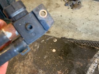 bontott KIA CARENS Részecskeszűrő Nyomásérzékelő