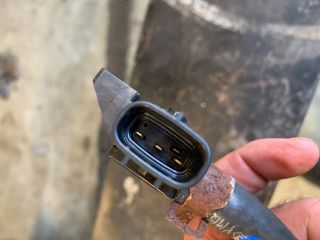 bontott KIA CARENS Részecskeszűrő Nyomásérzékelő