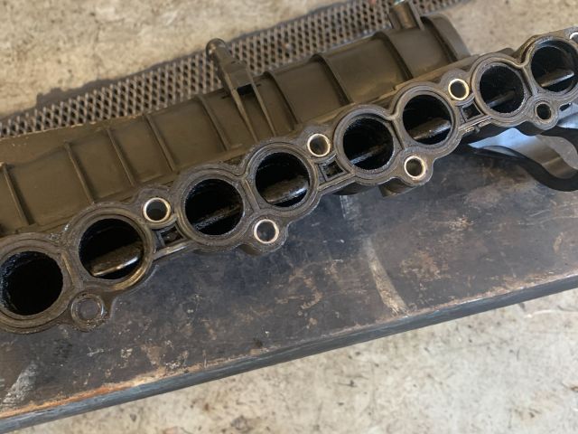 bontott KIA CARENS Szívósor