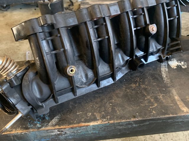 bontott KIA CARENS Szívósor