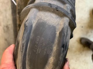 bontott KIA CARENS Turbócső