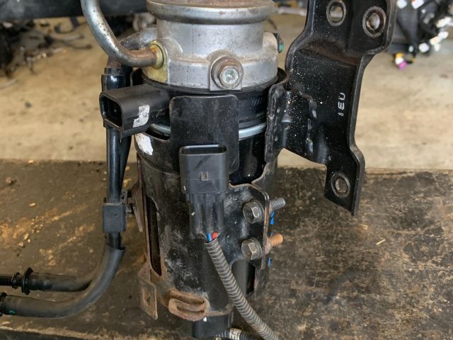 bontott KIA CARENS Üzemanyag Szivattyú