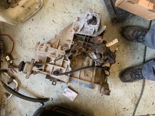 bontott KIA CARENS Váltó (Mechanikus)