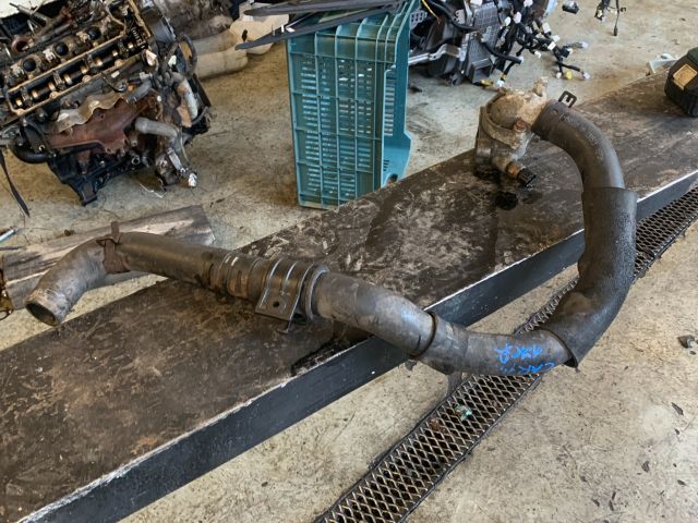 bontott KIA CARENS Vízcső