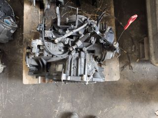 bontott KIA CARENS Automata Váltó