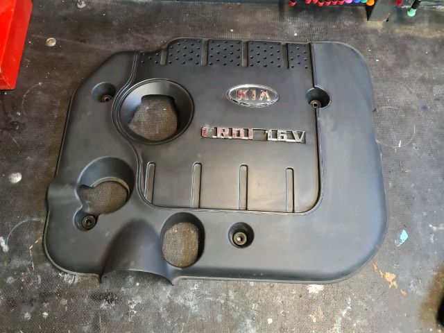 bontott KIA CARENS Felső Motorburkolat