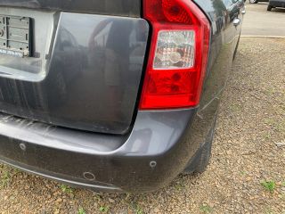 bontott KIA CARENS Jobb első Lengőkar