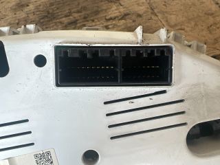 bontott KIA CARENS Kilométeróra