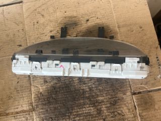 bontott KIA CARENS Kilométeróra