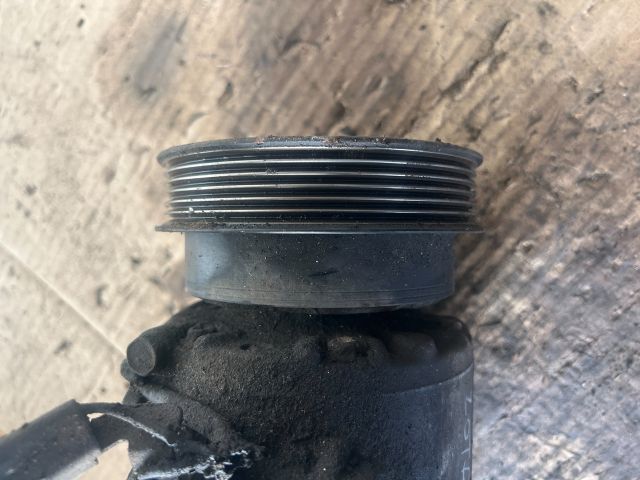 bontott KIA CARENS Klímakompresszor