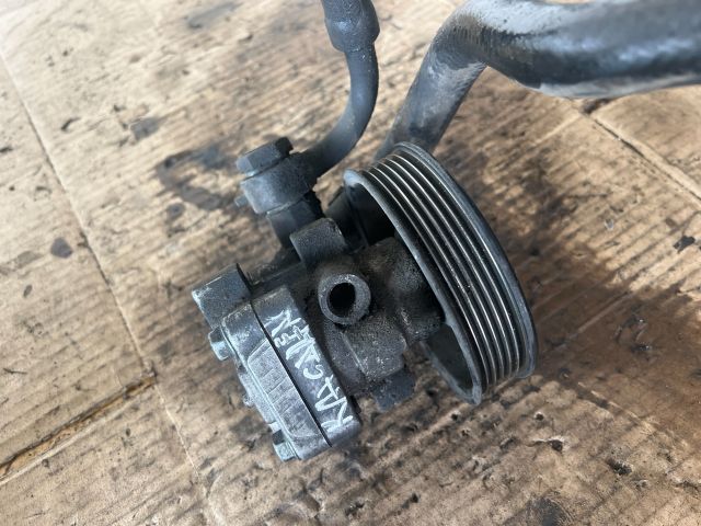 bontott KIA CARENS Kormányszervó Motor (Hidraulikus)