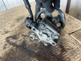 bontott KIA CARENS Kormányszervó Motor (Hidraulikus)