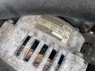 bontott KIA CARENS Motor (Fűzött blokk hengerfejjel)