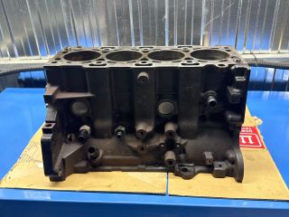 bontott KIA CARENS Motorblokk (Fűzött)