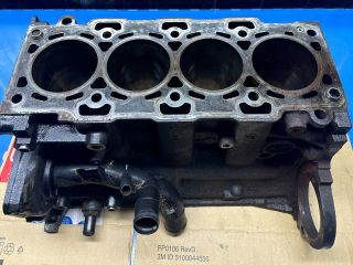 bontott KIA CARENS Motorblokk (Fűzött)