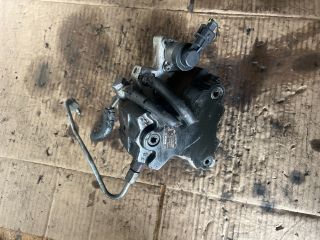 bontott KIA CARENS Nagynyomású Szivattyú